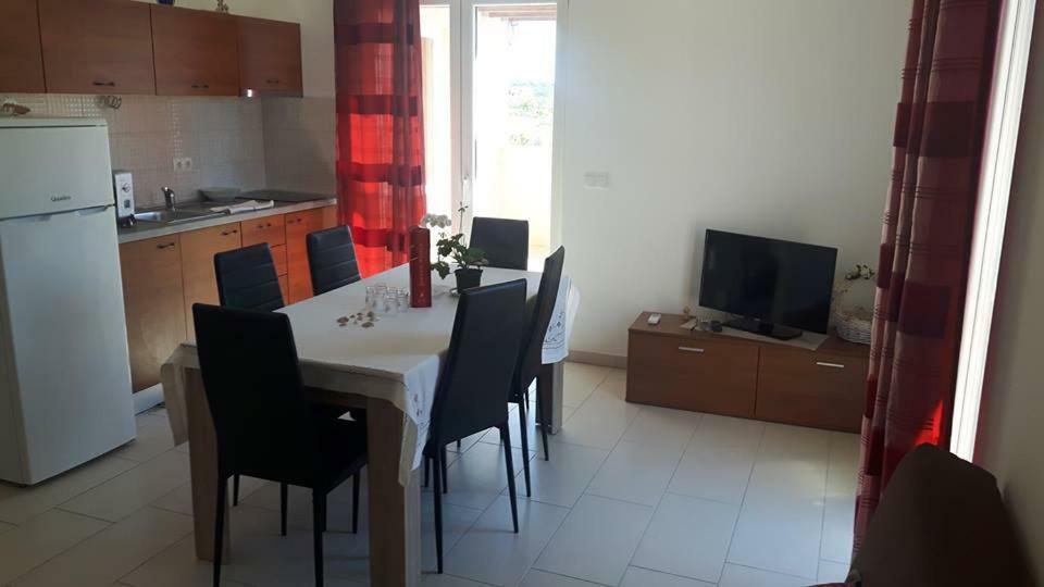 Apartments Ratka Zaton  Exterior foto